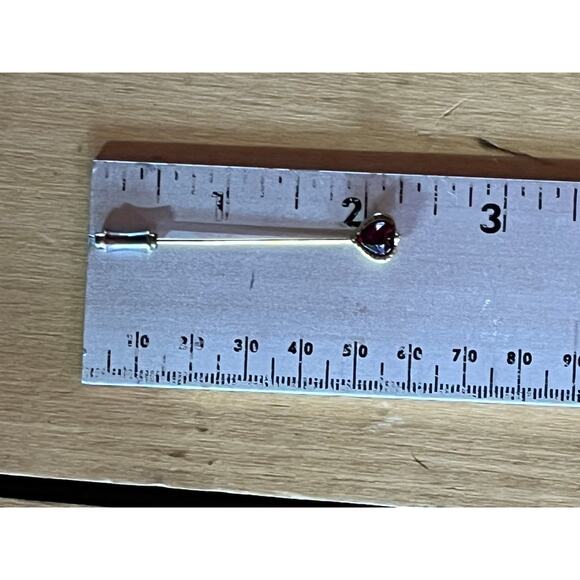 Vintage gold tone stick pin. Heart/tear drop red jeweled top. jewelry - Picture 6 of 7